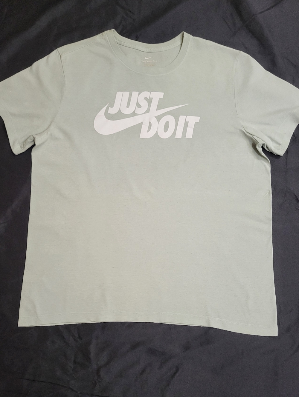 The Nike Tee ClassicJust Do It Logo Sage Green/White T-Shirt Men Size Large